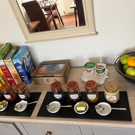Brewery Farm House Bed & Breakfast Swindon Eksteriør bilde