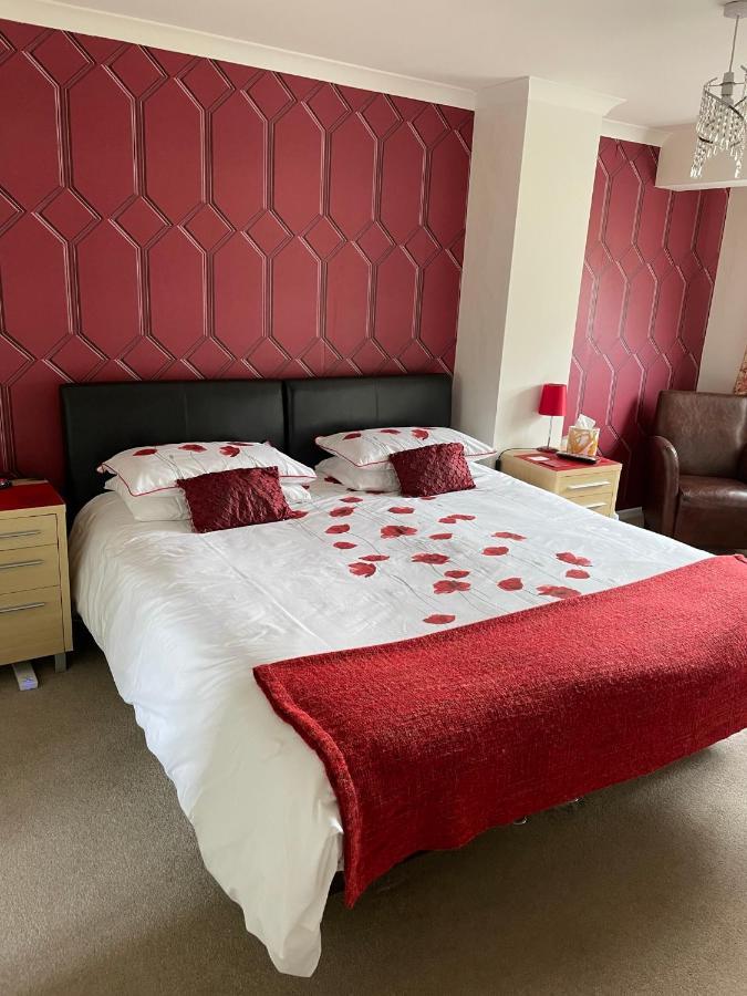 Brewery Farm House Bed & Breakfast Swindon Eksteriør bilde